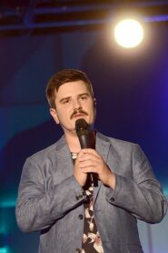 Showder Klub: Szobácsi Gergő – Poénrapszódia
